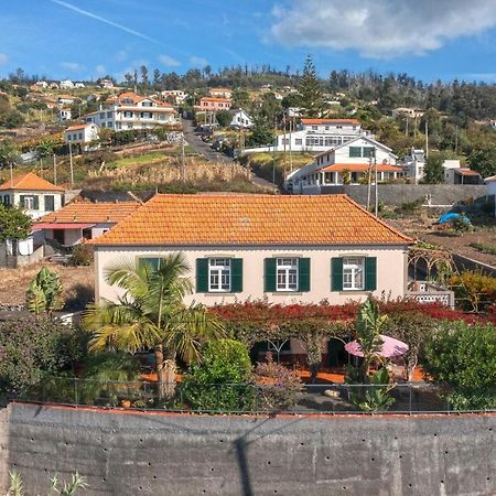 Cozy Villa Flora By Hr Madeira Estreito Da Calheta Extérieur photo