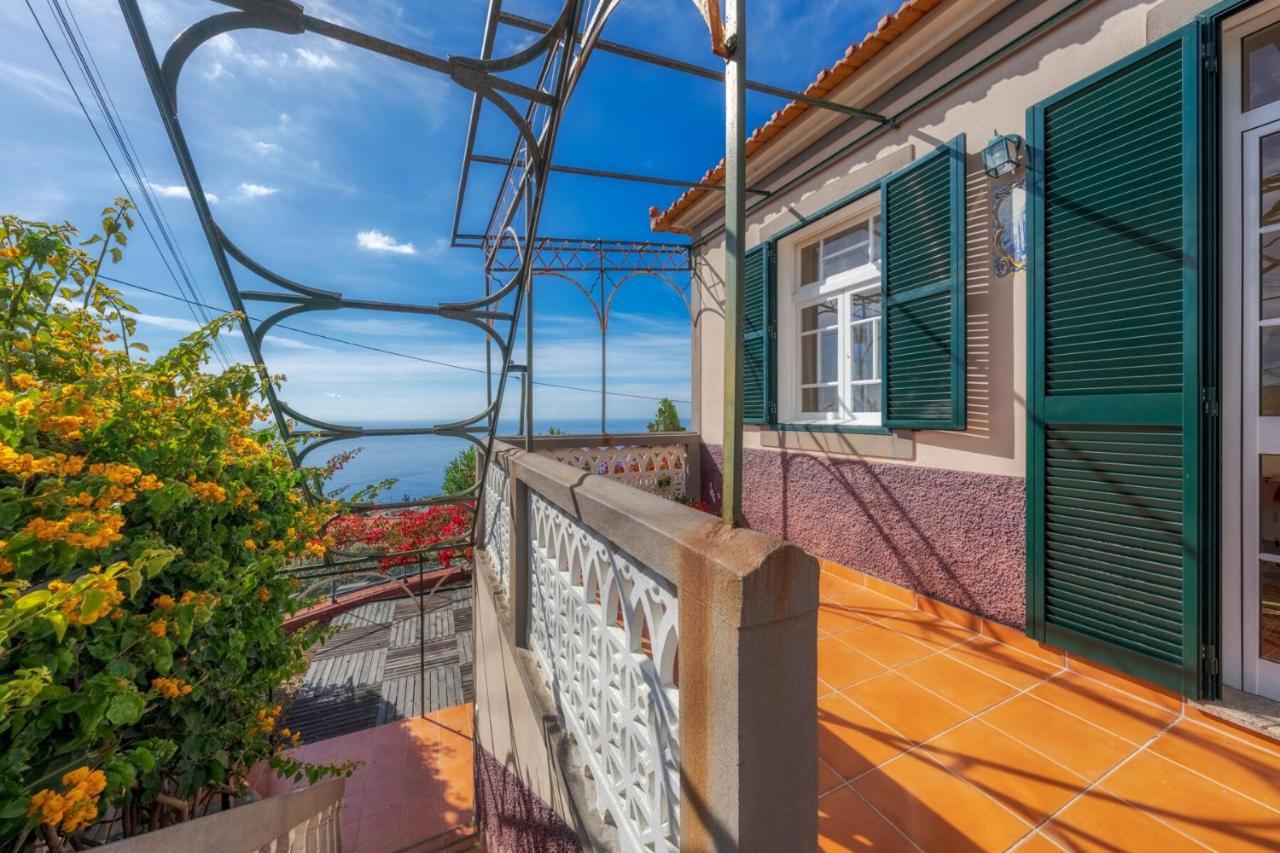 Cozy Villa Flora By Hr Madeira Estreito Da Calheta Extérieur photo